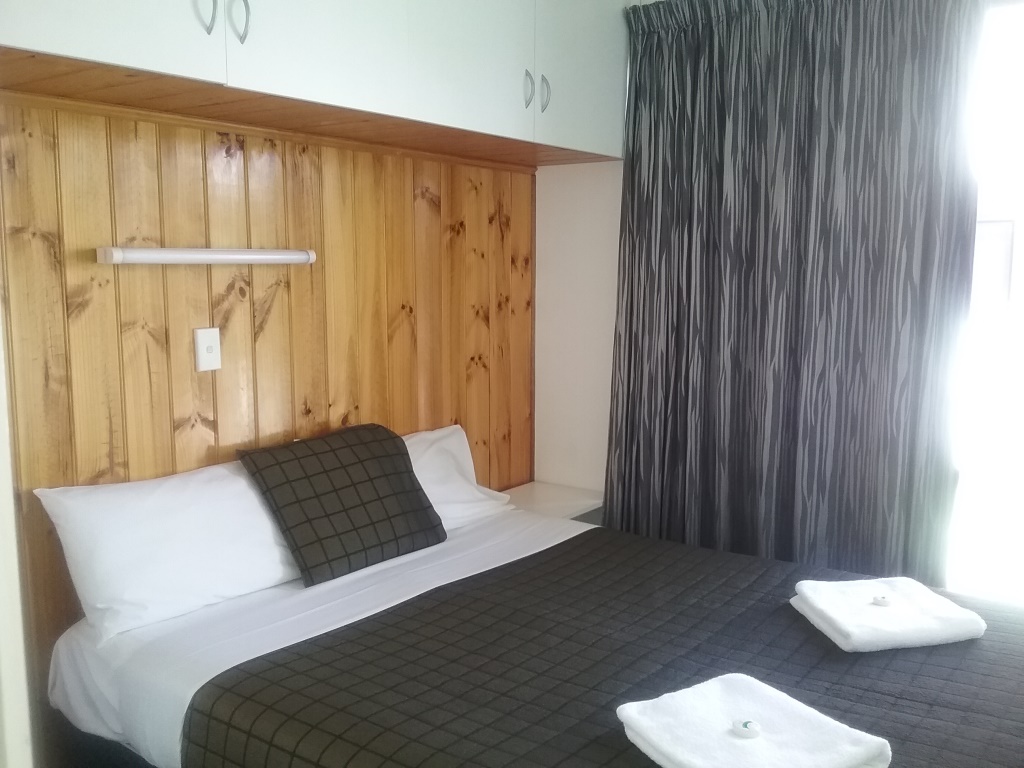 Riverland Houseboats Kingston on Murray Hire Houseboat