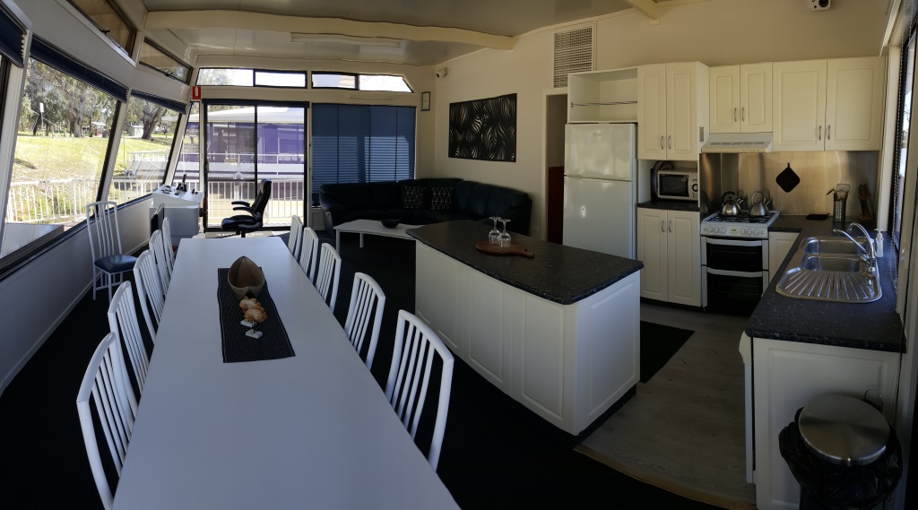 Riverland Houseboats Kingston on Murray Hire Houseboat
